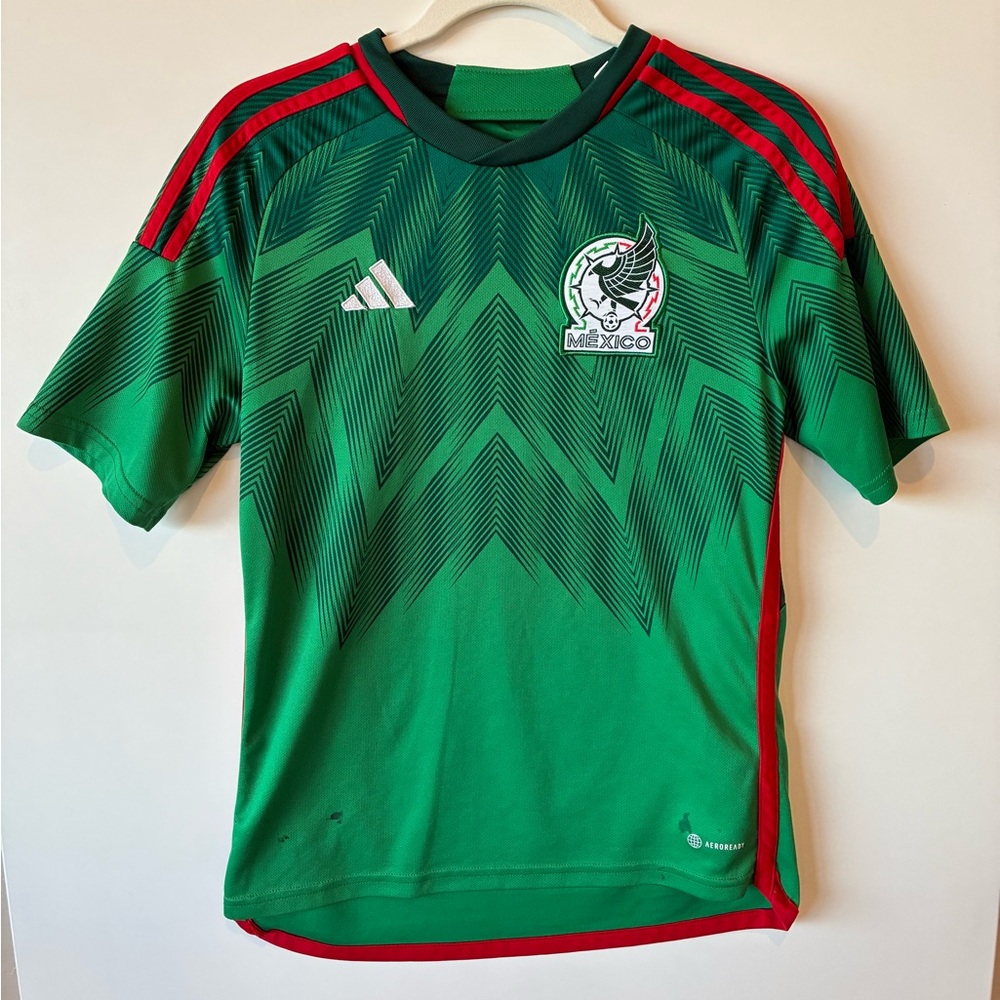 Mexico boys soccer jersey- size XL